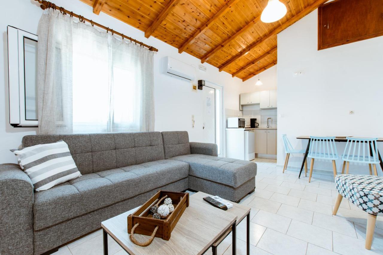 Koulouris Apartments & Studios Kalyves Exterior photo